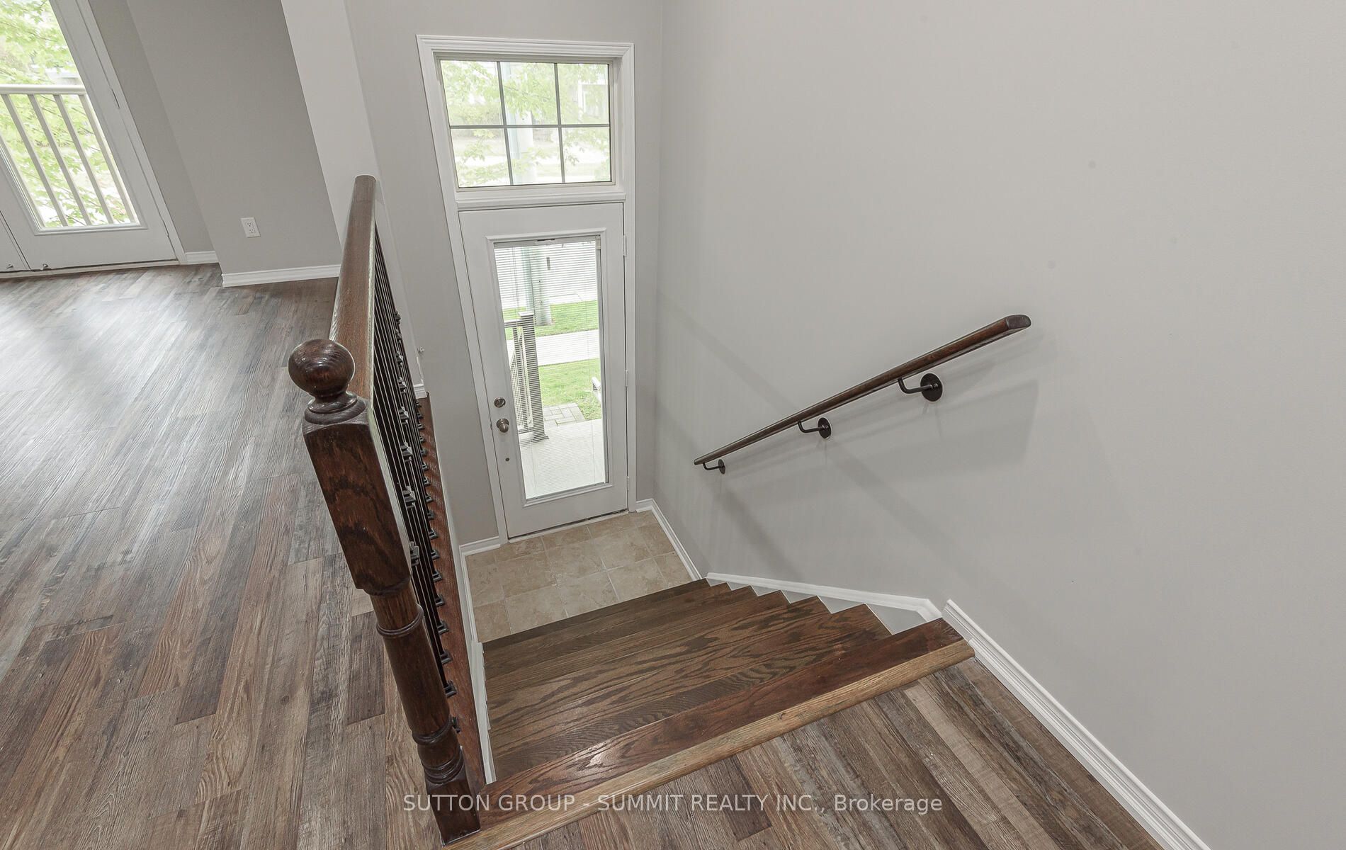 3088 Thomas Street 8