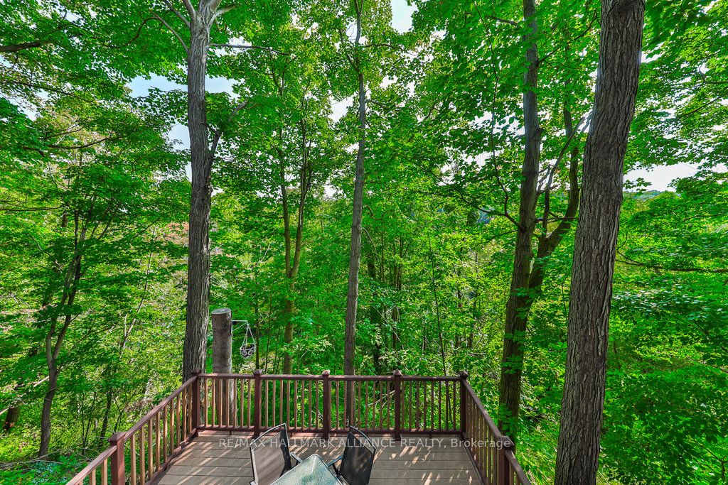 1200 Bronte Road