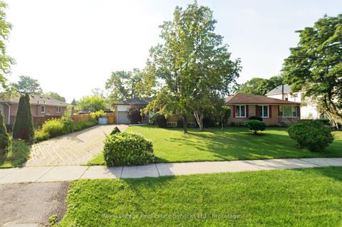 2072 Bridge Road Oakville ON L6L 2E9