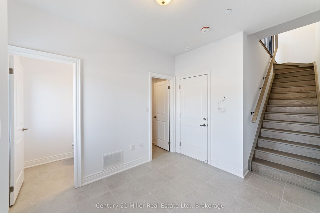 Photo of 2150 Trafalgar Road #56, Oakville, ON L6H 8A5 (MLS # W12760952)