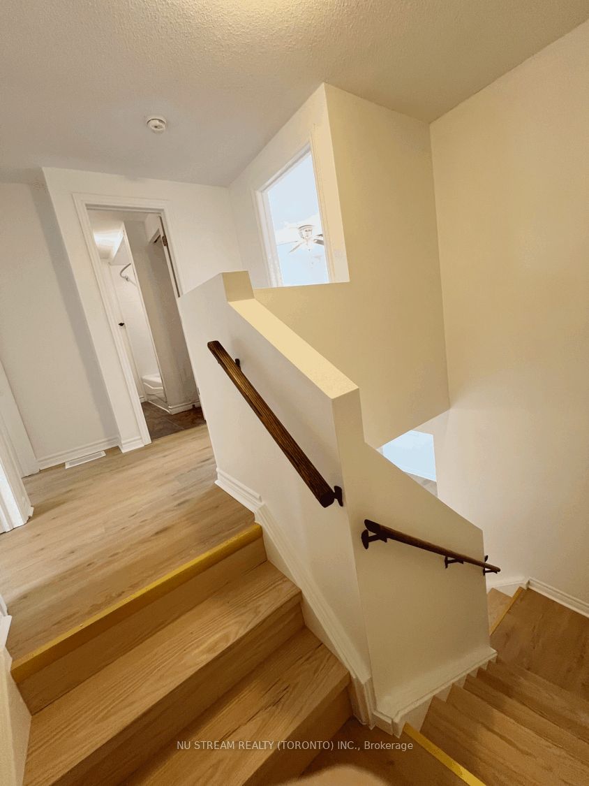 16 Ashton Crescent 16