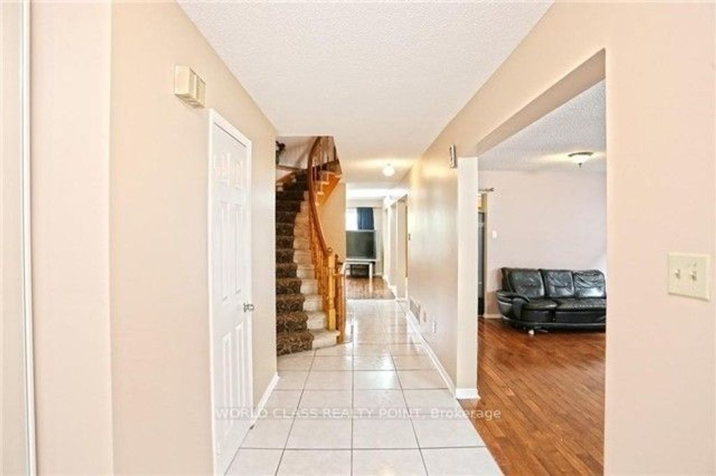 Photo of 1527 Evenside Crescent, Mississauga, ON L5M 3Y3 (MLS # W12832262)