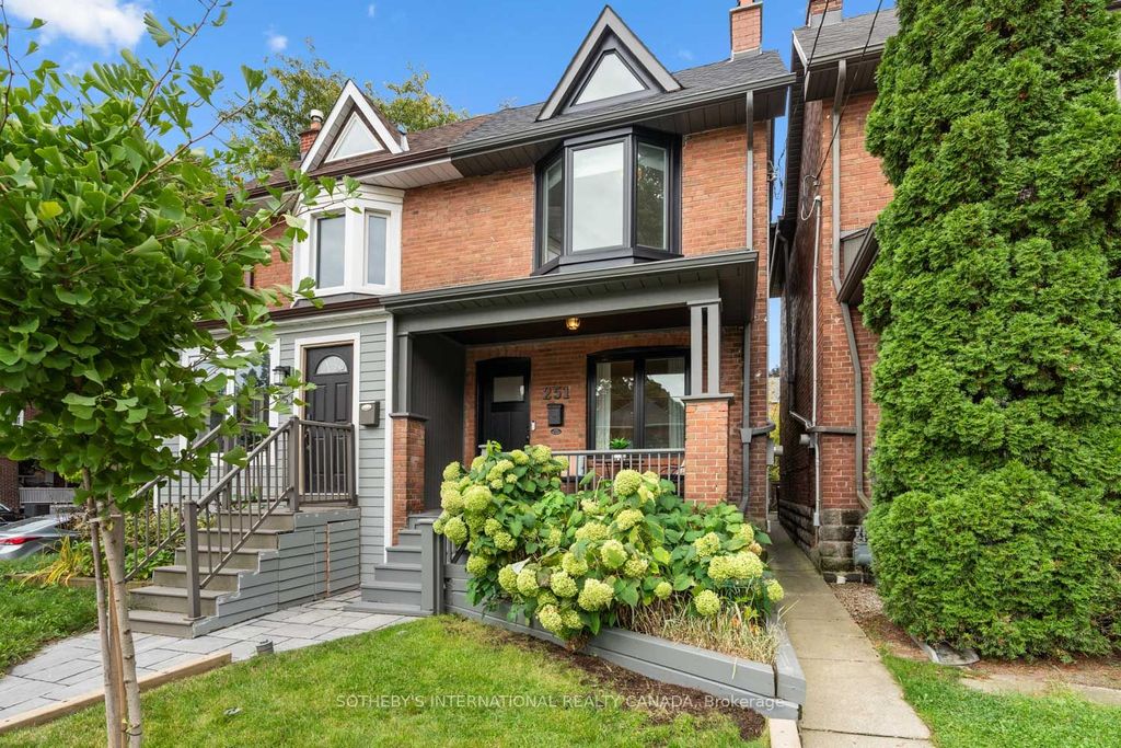Photo of 251 Bowood Avenue, Toronto, ON M4N 1Y7 (MLS # C12452008)