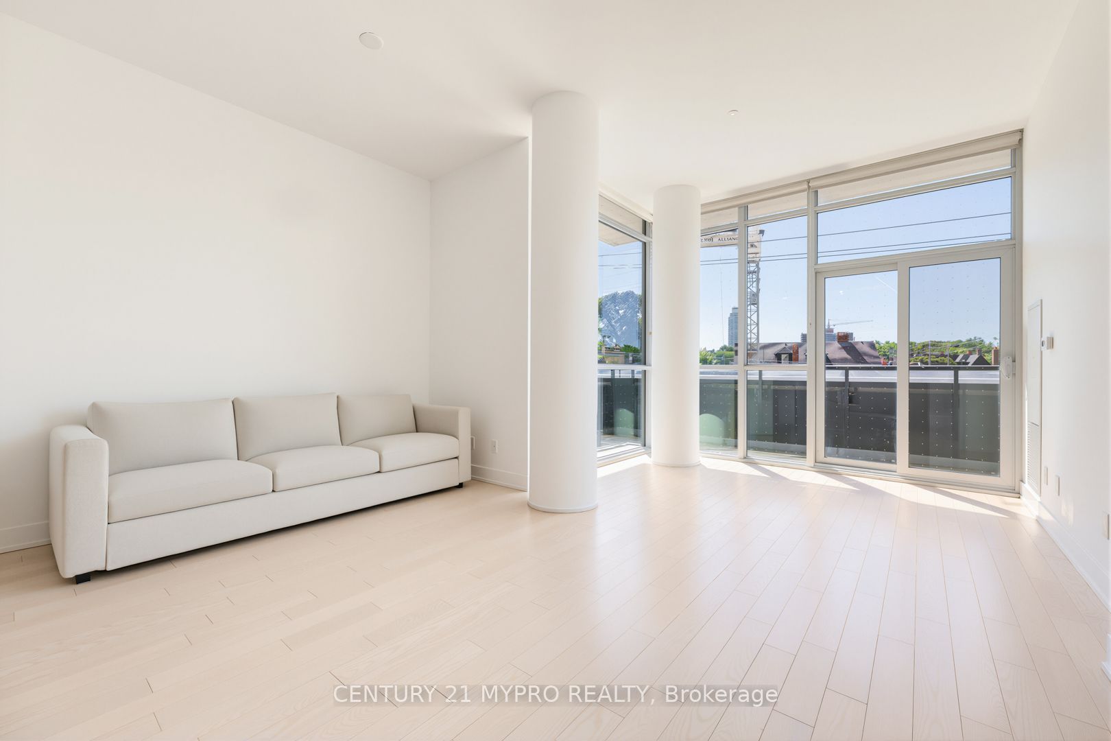 181 Bedford Road 203