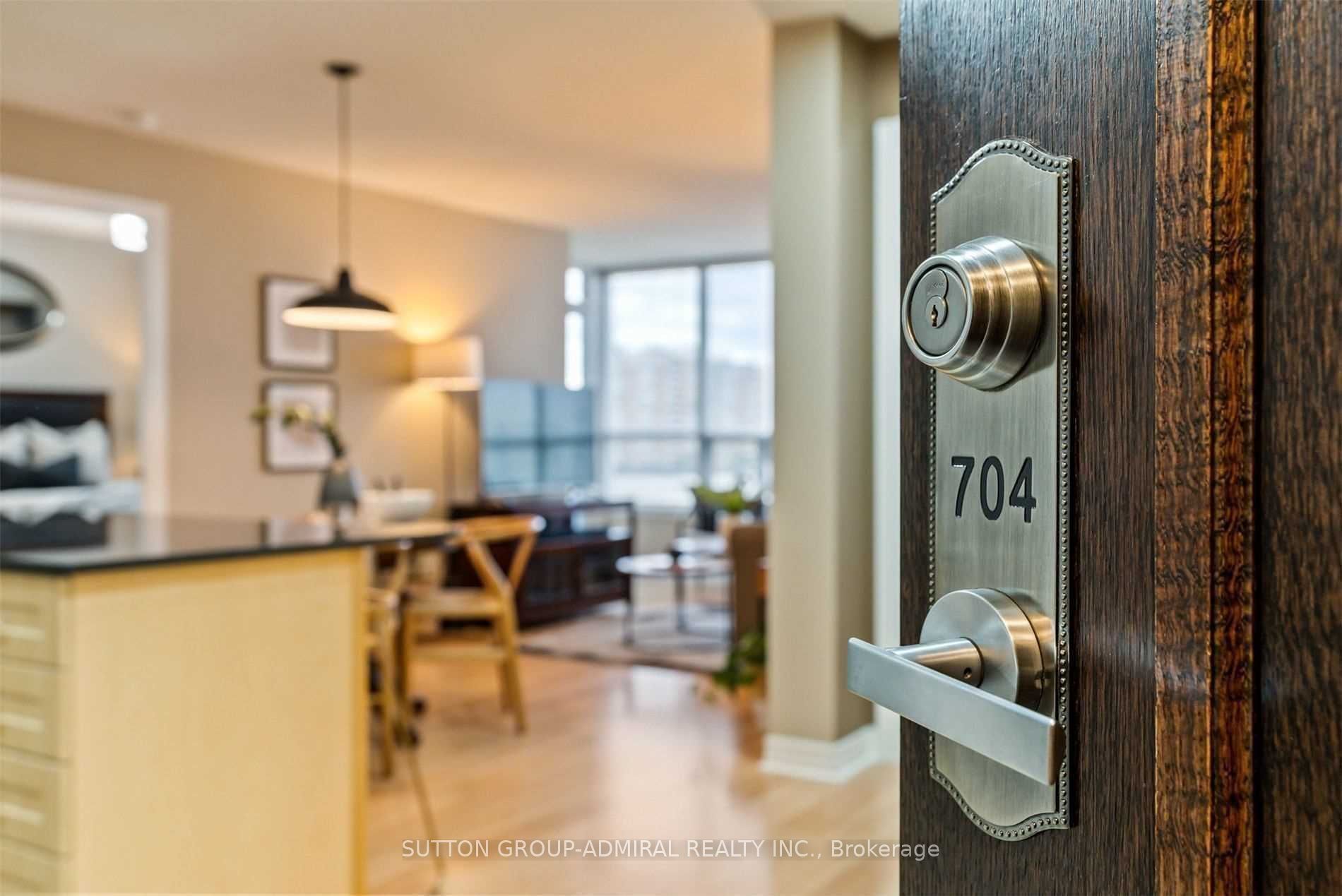 15 North Park Road 704