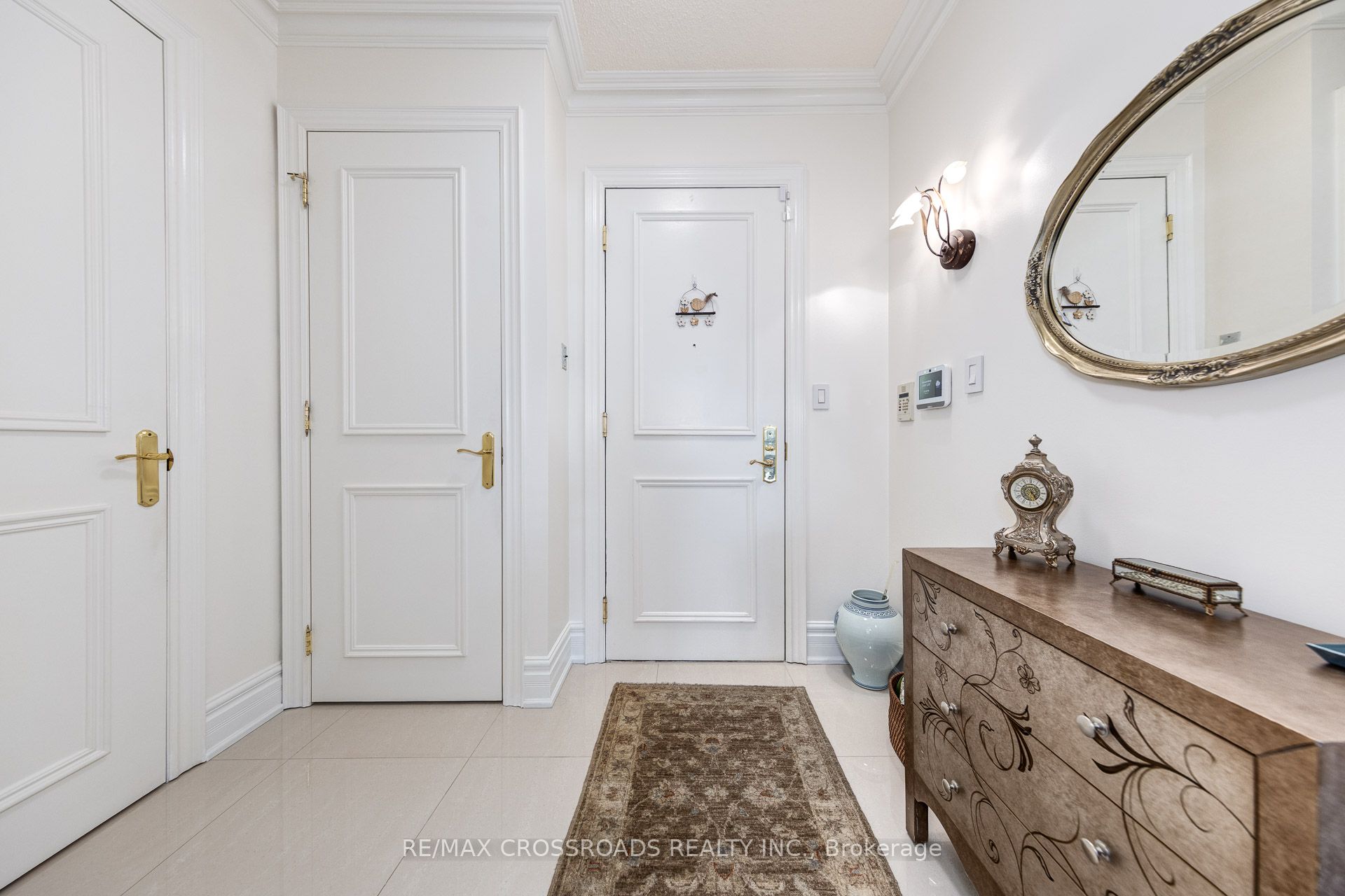 10 Old York Mills Road 210