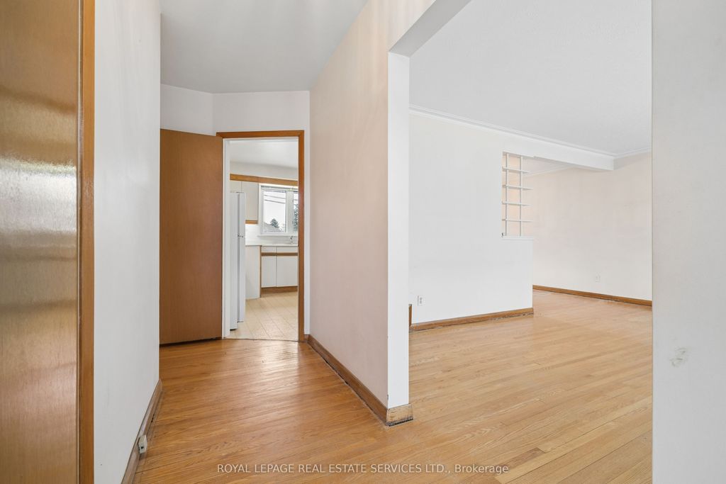 Photo of 51 Smithwood Drive, Toronto, ON M9B 4S1 (MLS # W12937096)