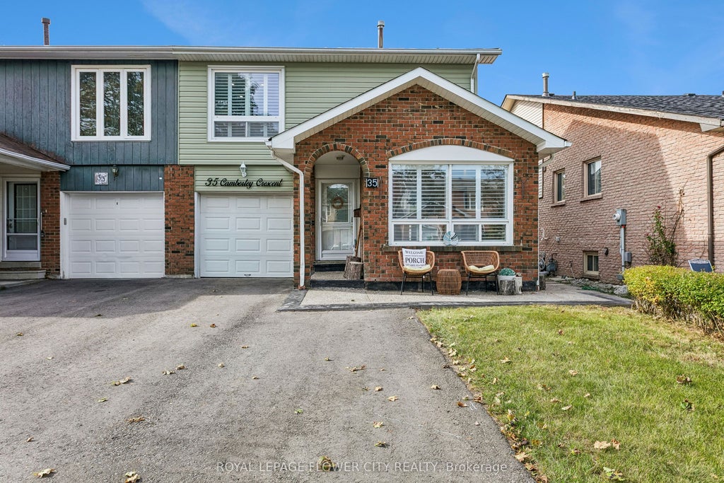 Photo of 35 Camberley Crescent, Brampton, ON L6V 3L4 (MLS # W14016088)