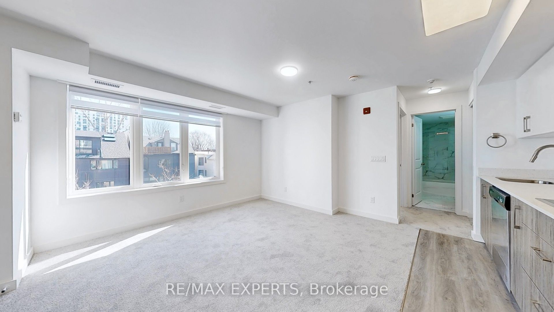 45 Connaught Avenue 303