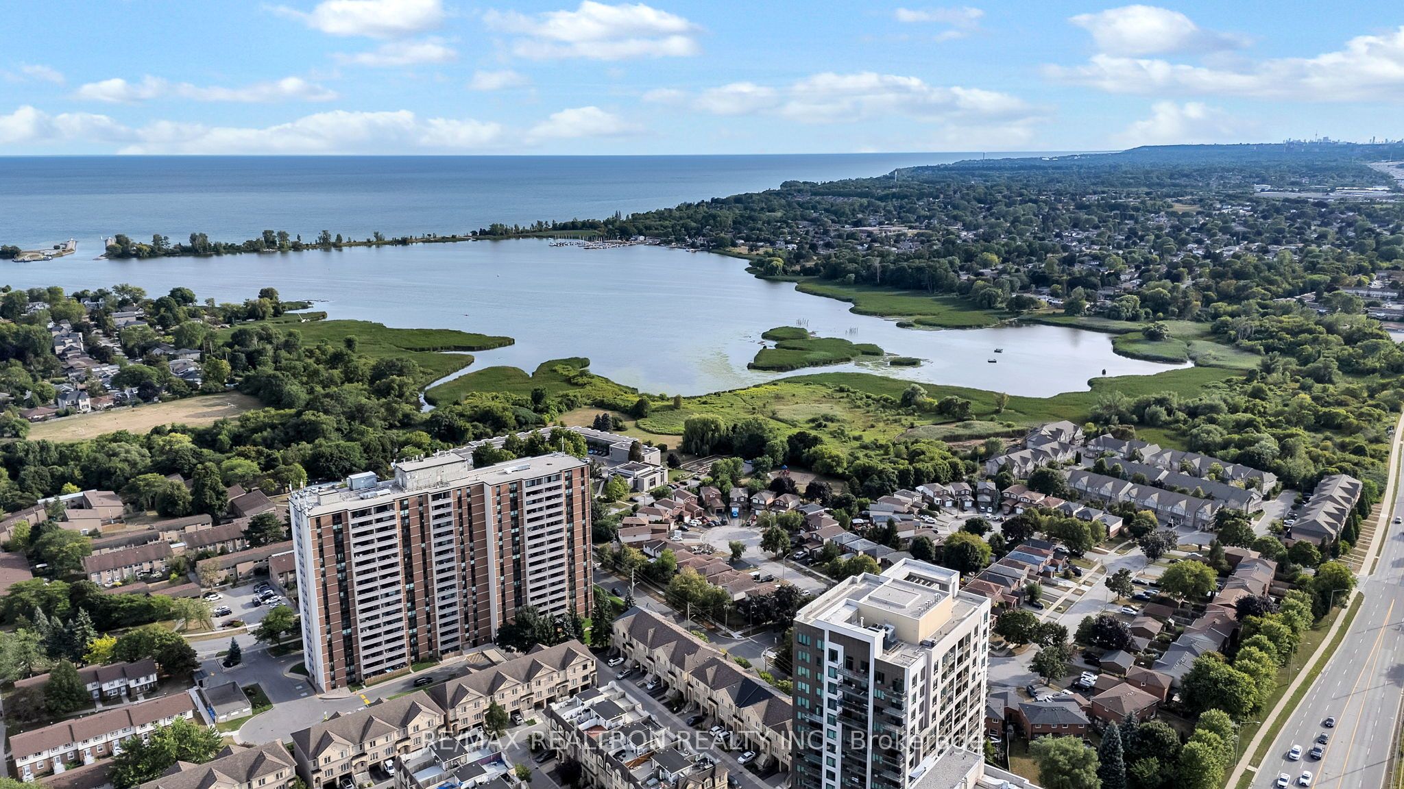 1250 St Martins Drive 8