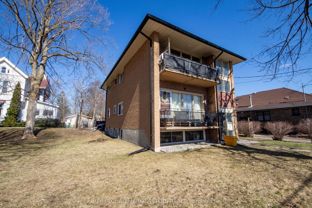 Photo of 722 Chemong Road, Peterborough, ON K9H 5Y9 (MLS # X12828300)