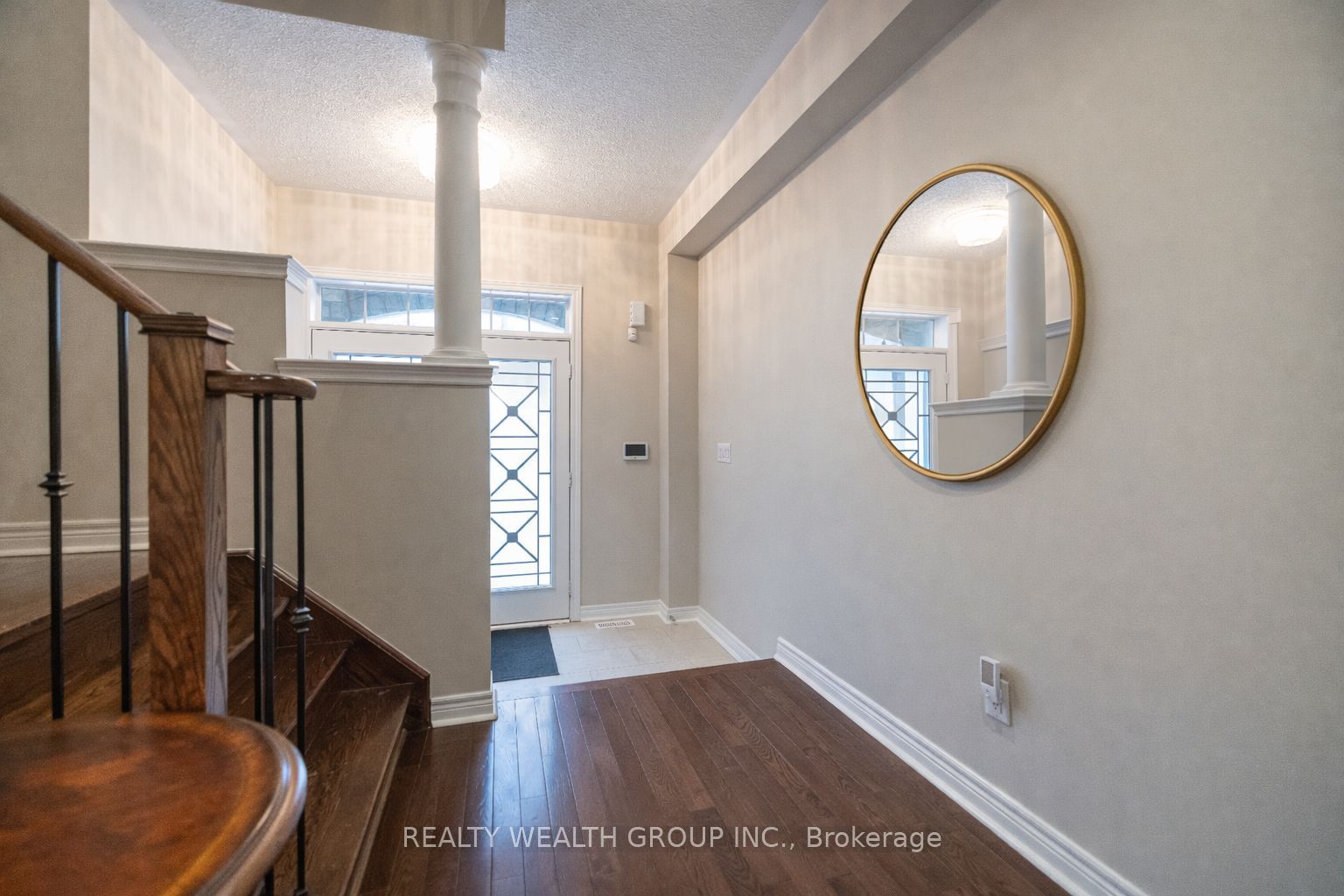 32 Rock Elm Court