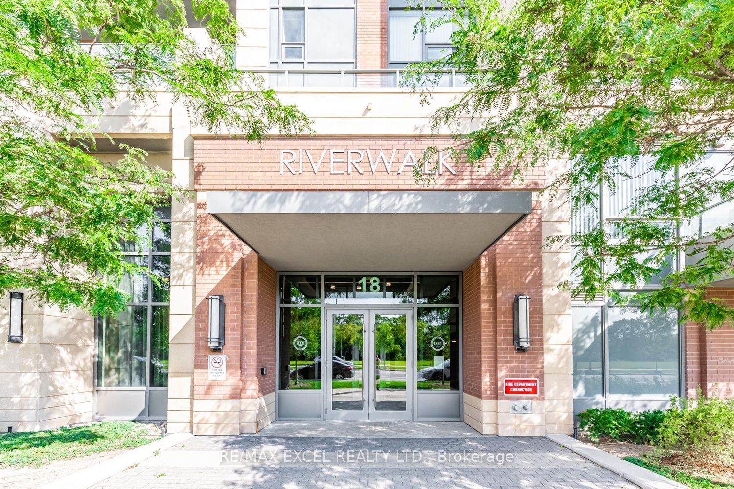 18 Uptown Drive 225