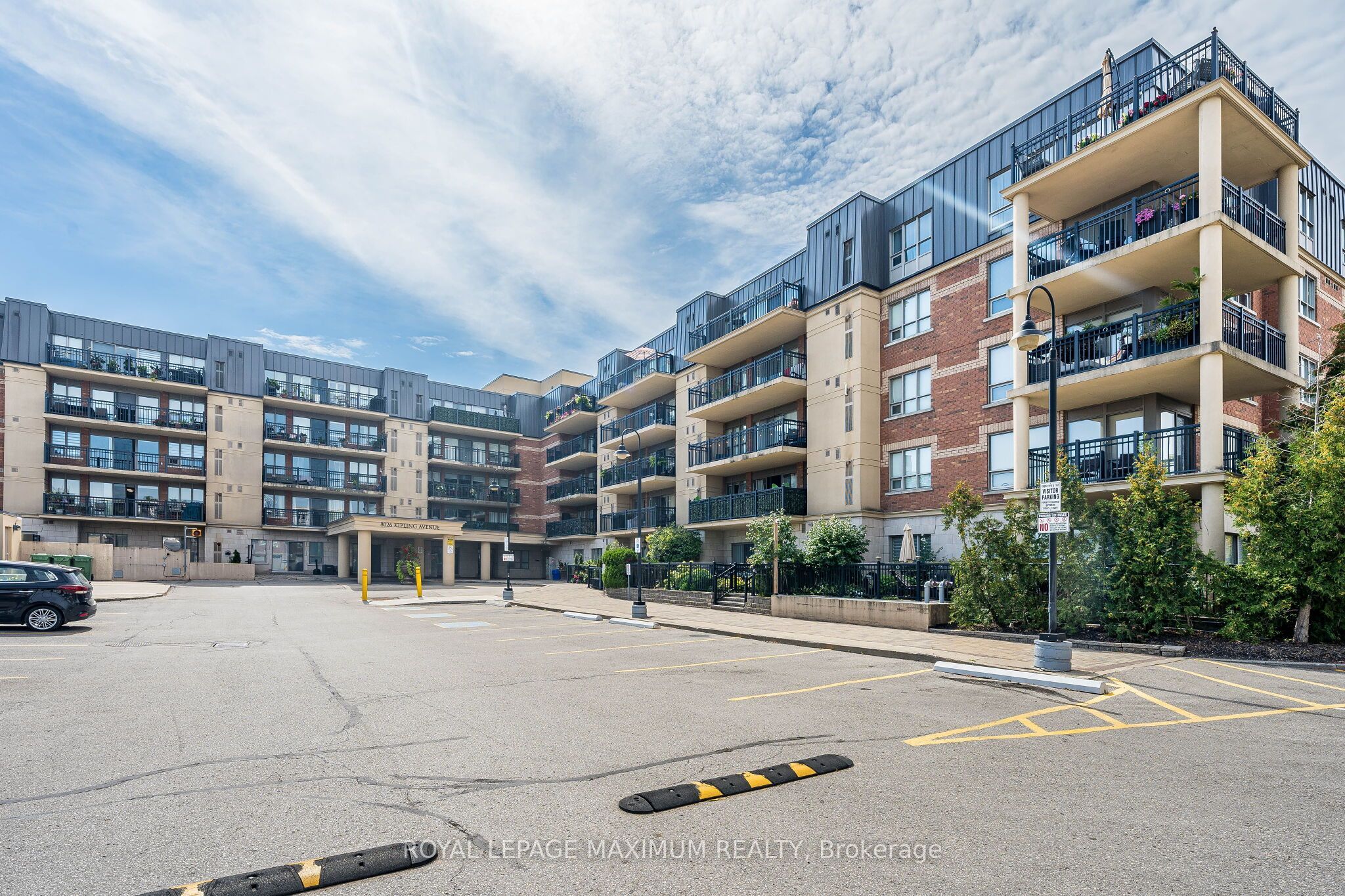 8026 Kipling Avenue 305