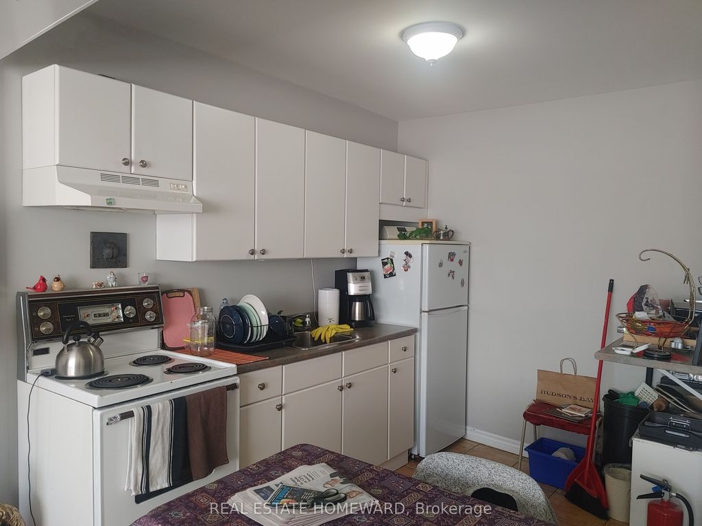 Photo of 1191 Woodbine Avenue, Toronto, ON M4C 4E1 (MLS # E12992904)