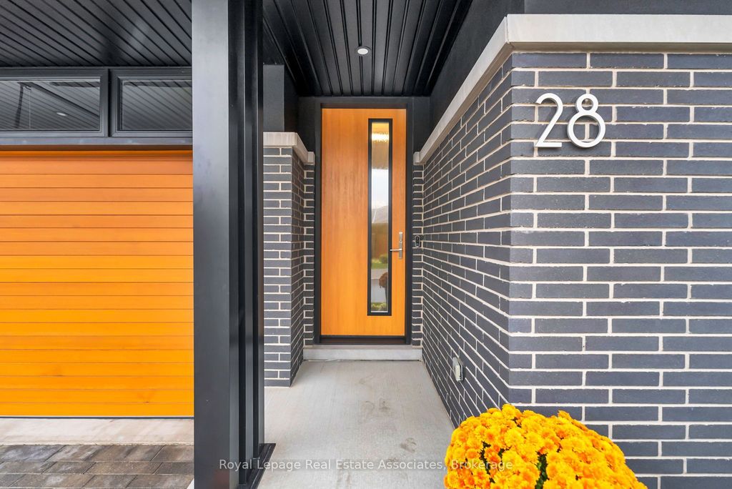 Photo of 28 Juniper Trail #8, Welland, ON L3C 0H5 (MLS # X12975028)