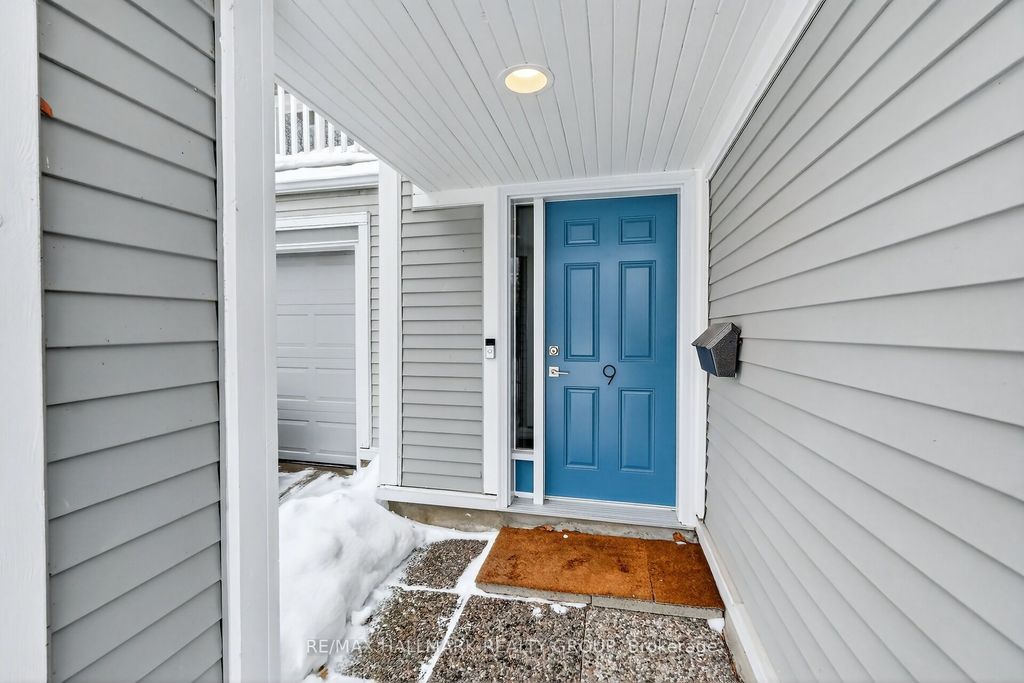 Photo of 9 Forsyth Lane, Crystal Bay - Rocky Point - Bayshore, ON K2H 9H1 (MLS # X12832612)