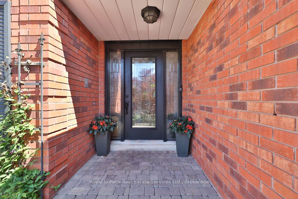 1217 Rosethorne Road