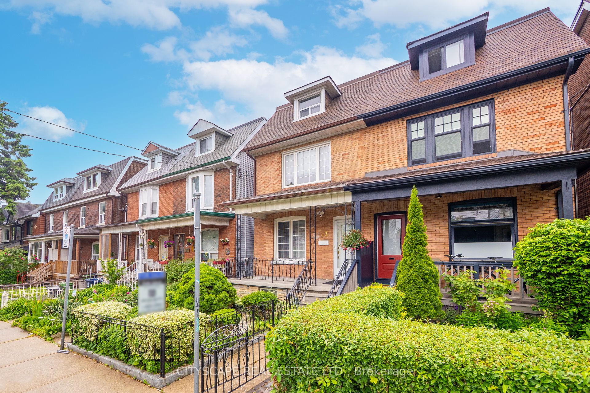 92 Bellwoods Avenue