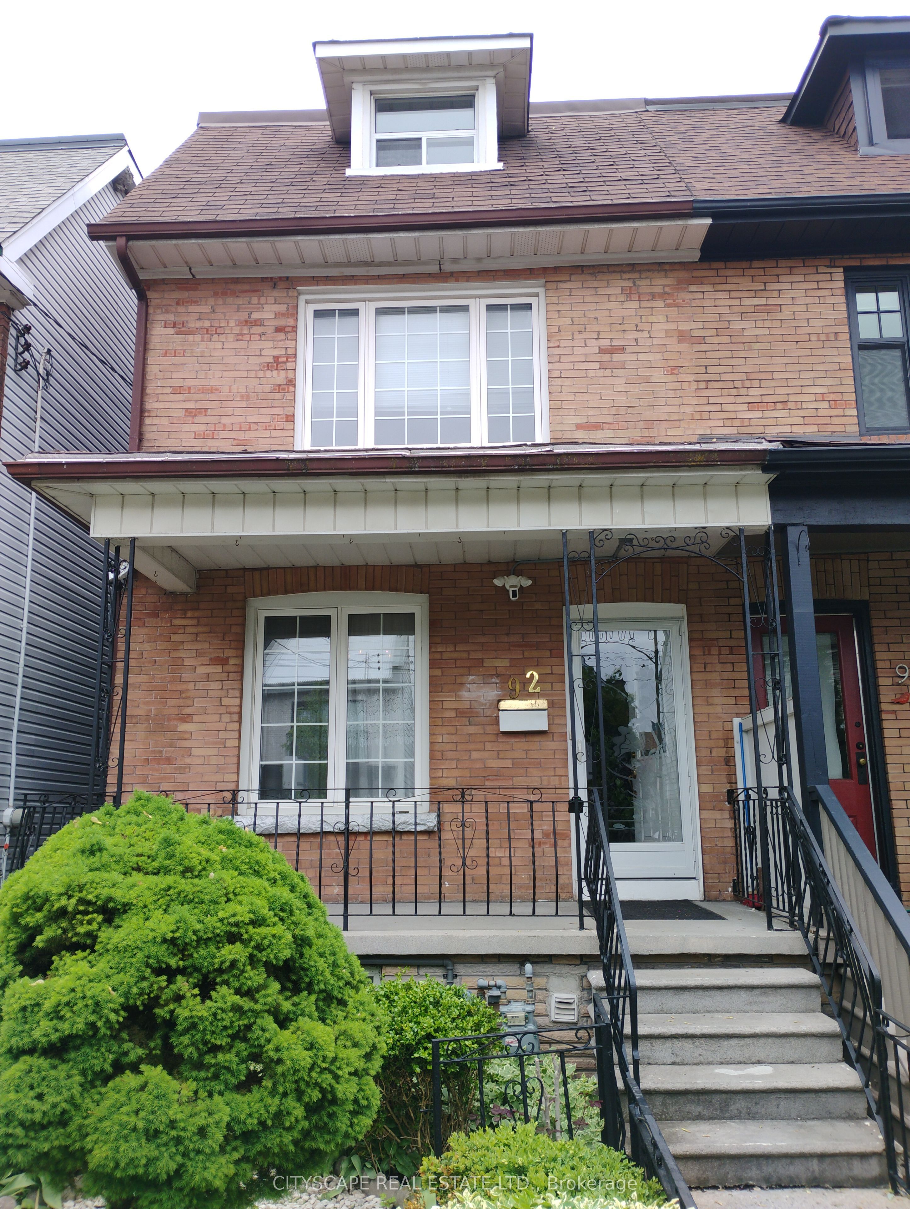 92 Bellwoods Avenue