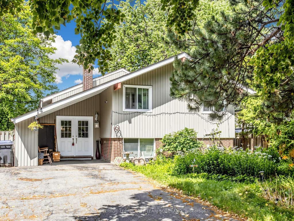 Photo of 14 Rosswood Crescent, Toronto, ON M1P 3N2 (MLS # E13539670)