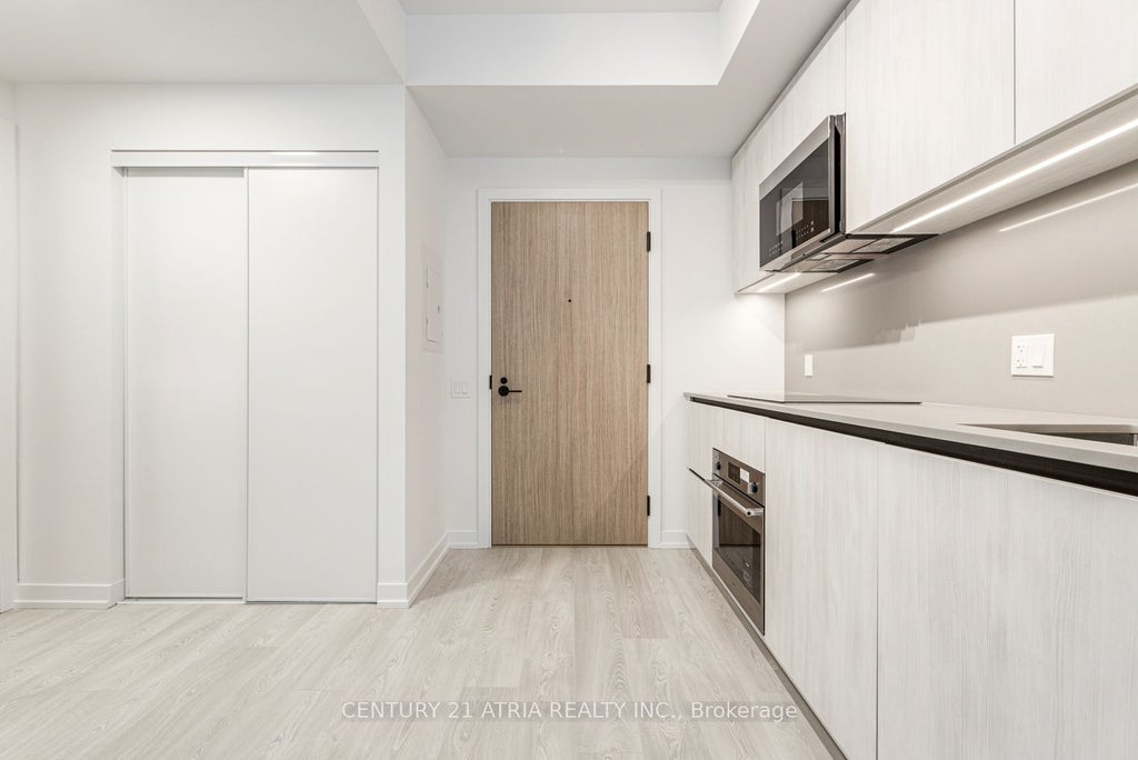 Photo of 35 Parliament Street #816, Toronto, ON M5A 0Z5 (MLS # C13517460)
