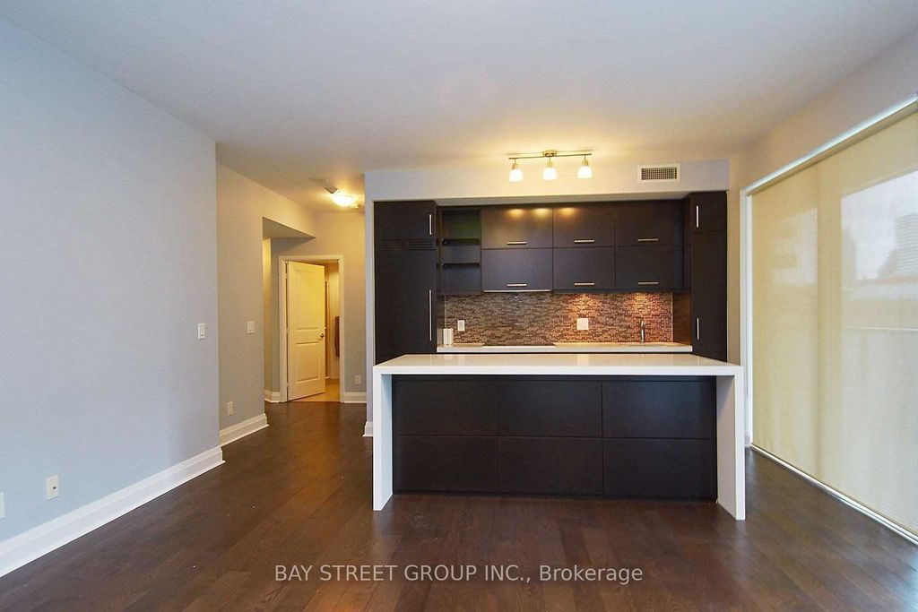 Photo of 1080 Bay Street #510, Toronto, ON M5S 0A5 (MLS # C12918298)