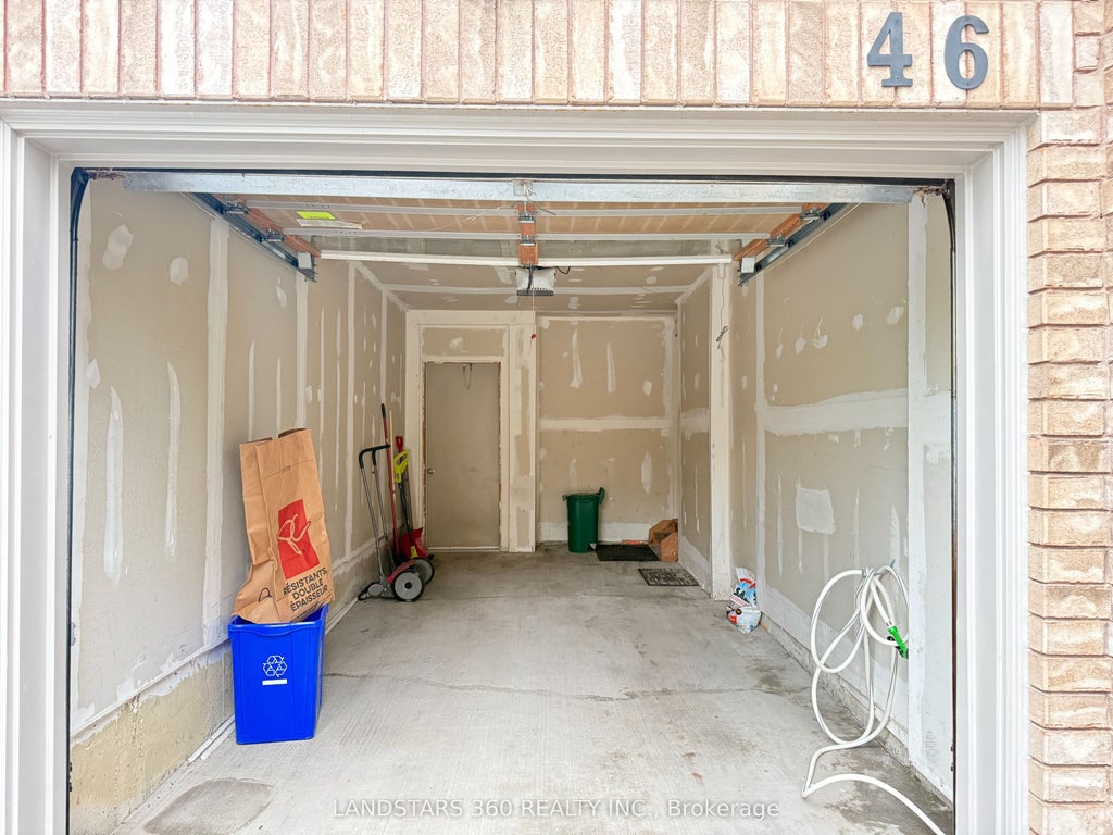 Photo of 46 Holtby Street, Richmond Hill, ON L4E 4W8 (MLS # N13742010)