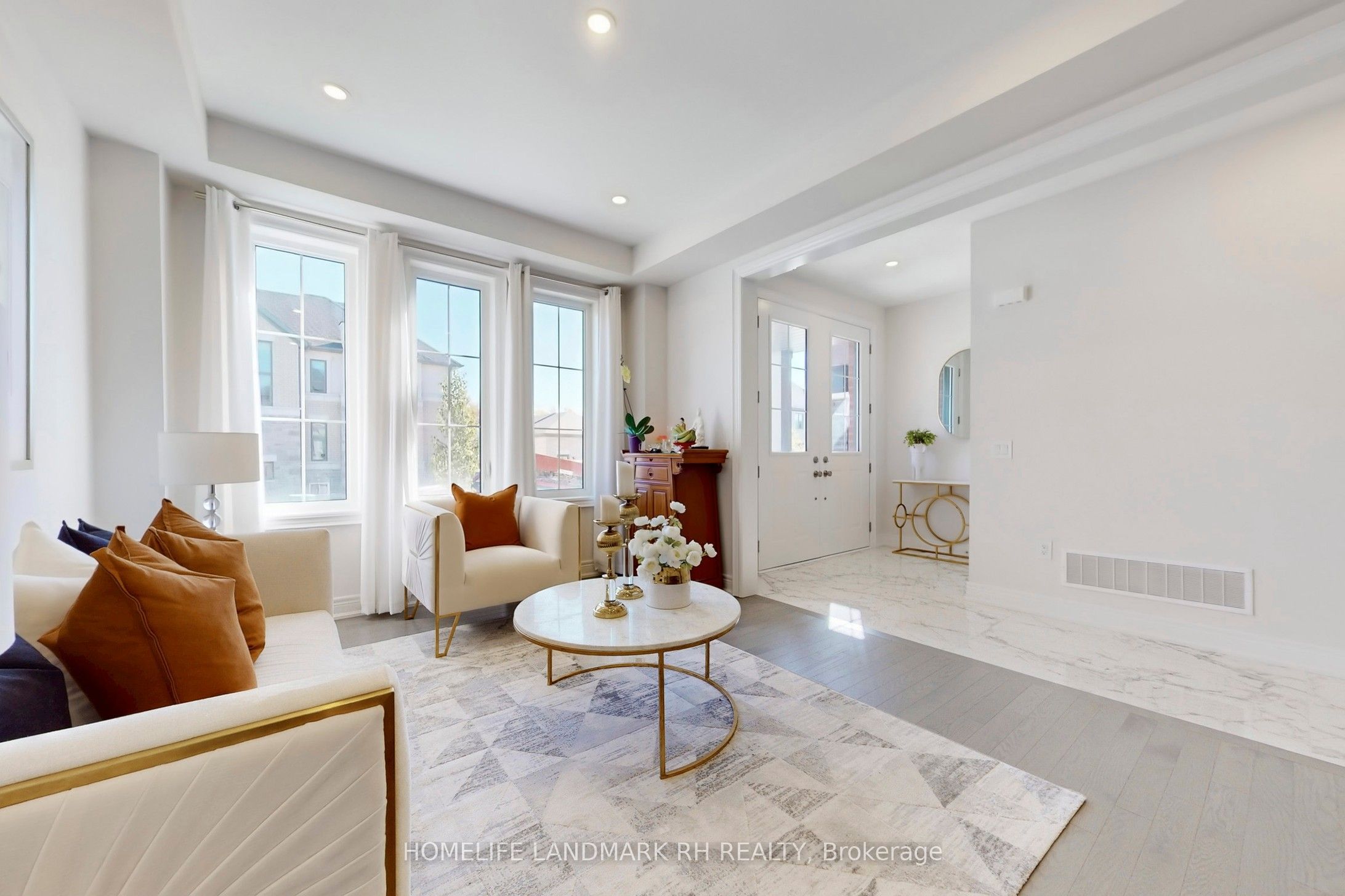 25 John Rolph Street