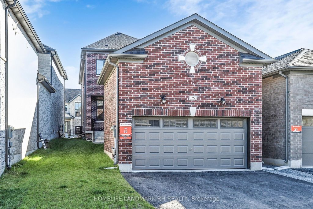 Photo of 25 John Rolph Street, Markham, ON L6B 1R8 (MLS # N12549960)