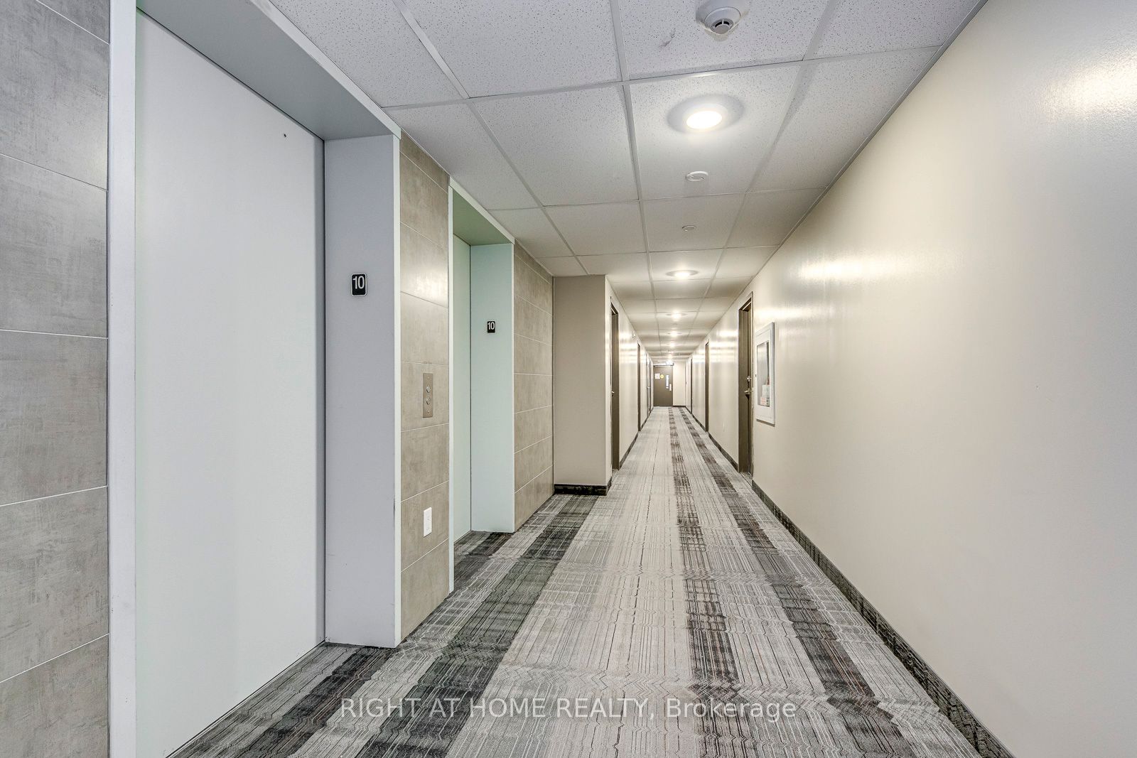 716 Main Street E 1007