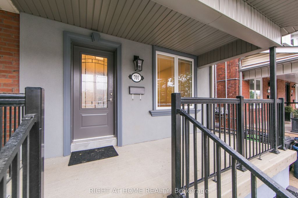 Photo of 701 Dupont Street, Toronto, ON M6G 1Z5 (MLS # W12466300)