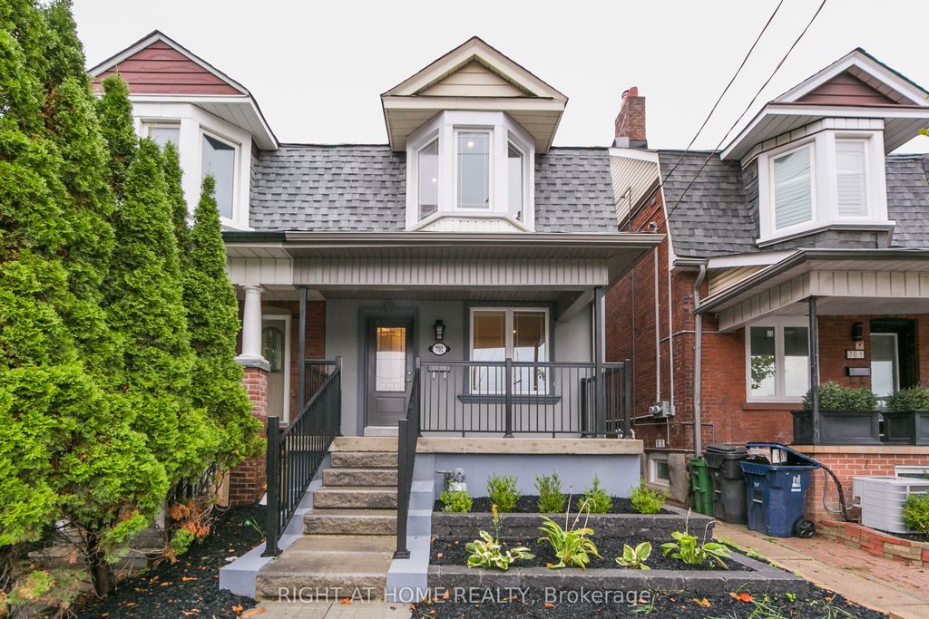 Photo of 701 Dupont Street, Toronto, ON M6G 1Z5 (MLS # W12466300)