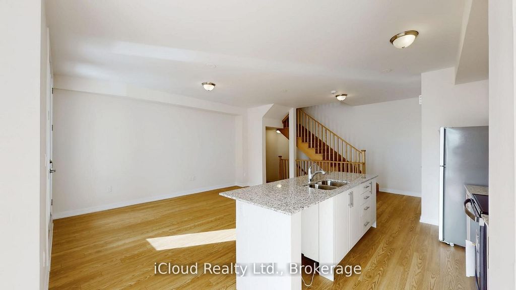 Photo of 38 Dandara Gate, Vaughan, ON L4L 0M6 (MLS # N12960966)