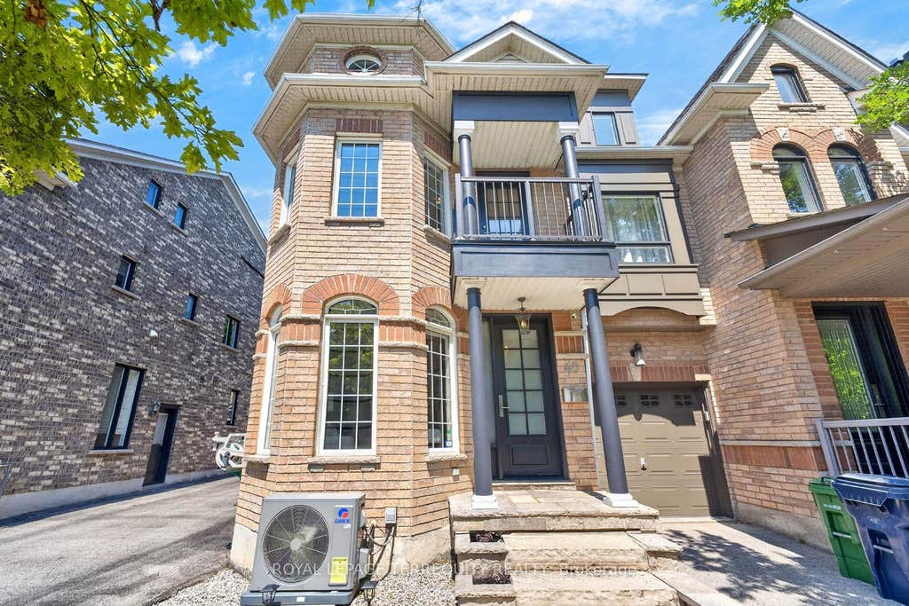 Photo of 40 Whistle Post Street, Toronto, ON M4E 3W8 (MLS # E13672472)
