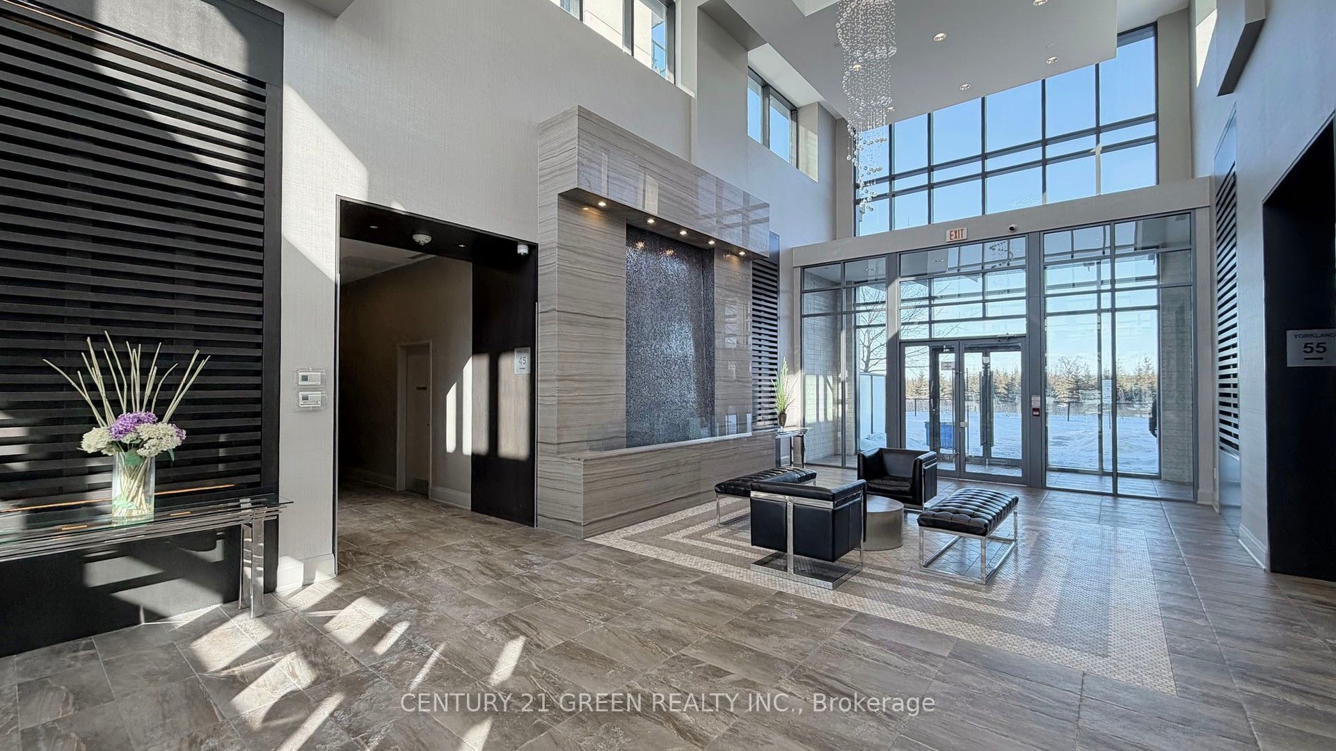 45 Yorkland Boulevard 1106