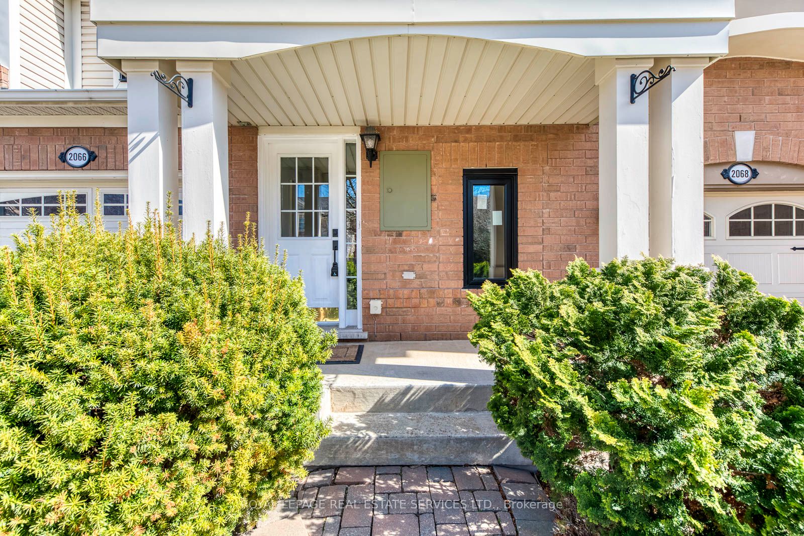 2066 Broadleaf Crescent