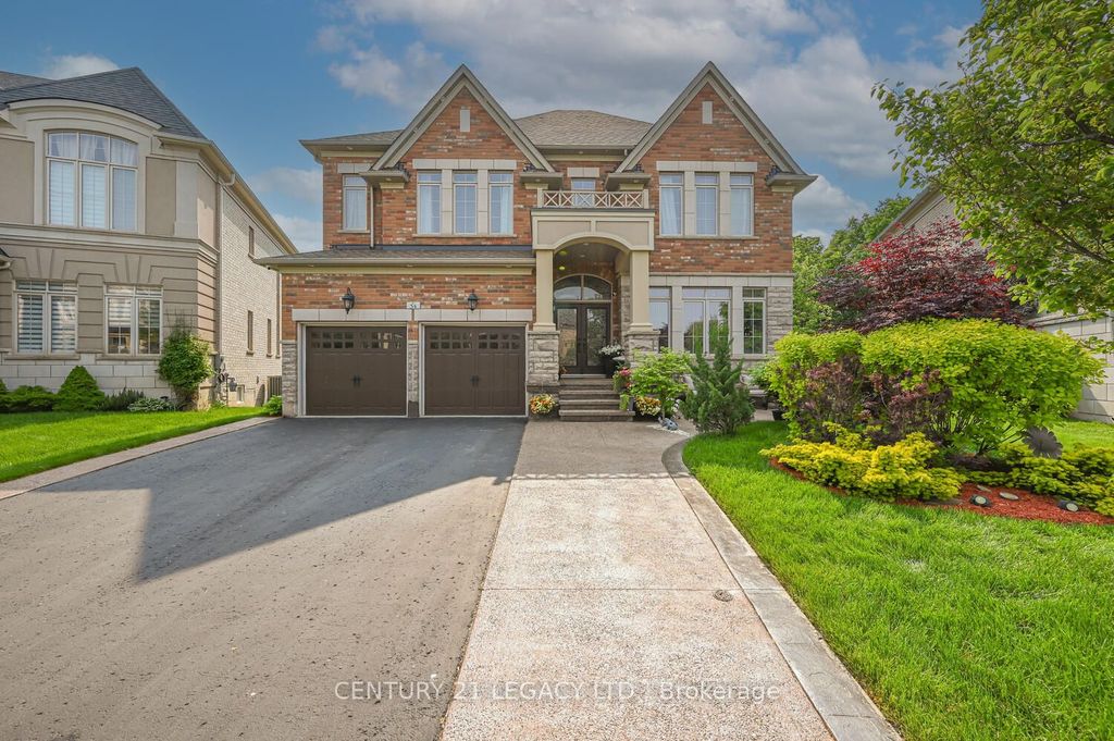 Photo of 34 Cannington Crescent, Brampton, ON L6X 2Y5 (MLS # W12785820)