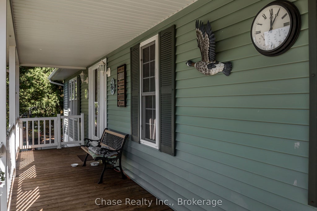 Photo of 36 Topaz Street, Wasaga Beach, ON L9Z 1X7 (MLS # S13885412)