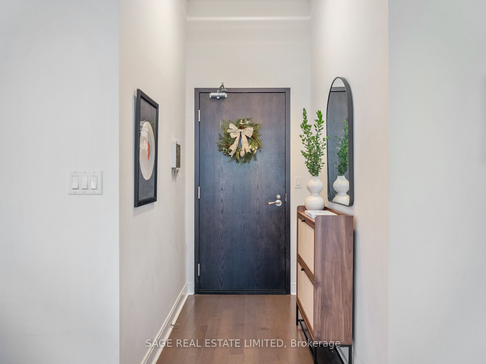 21 Scollard Street 608