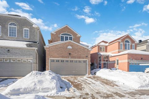 8 Medley Crescent Markham ON L3S 4M8