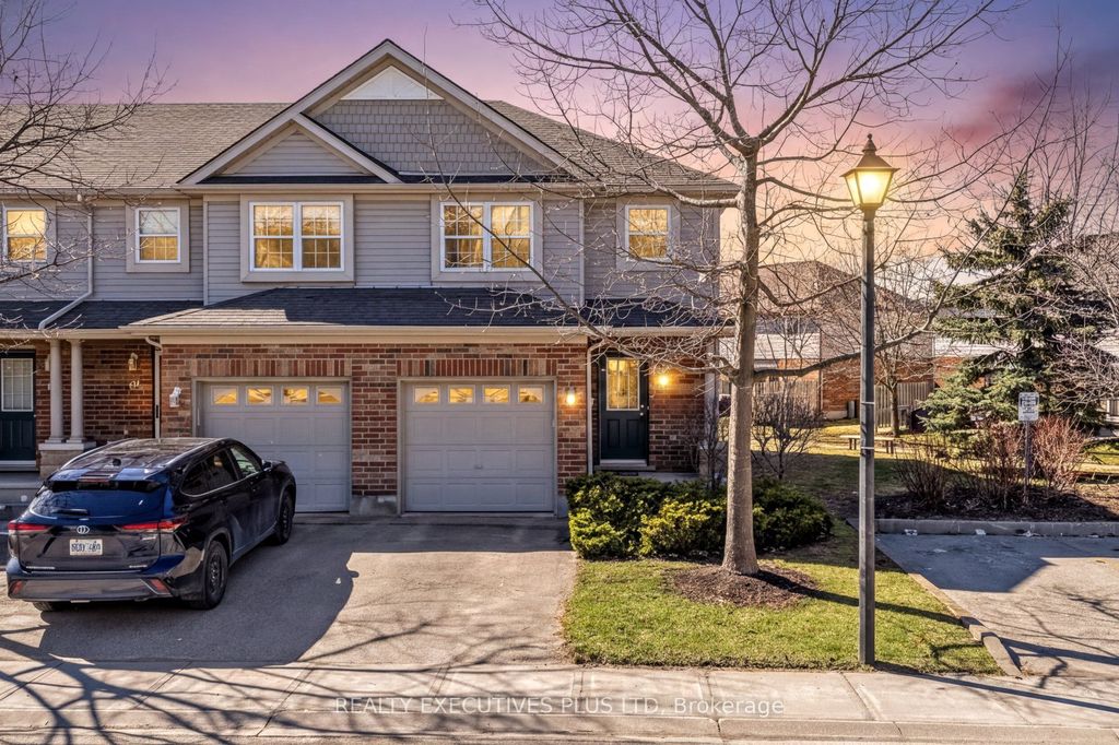 Photo of 30 Imperial Road S #70, Guelph, ON N1K 1Y2 (MLS # X13093300)