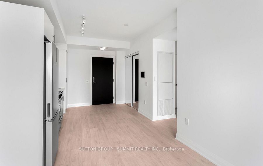 412 Silver Maple Road 616