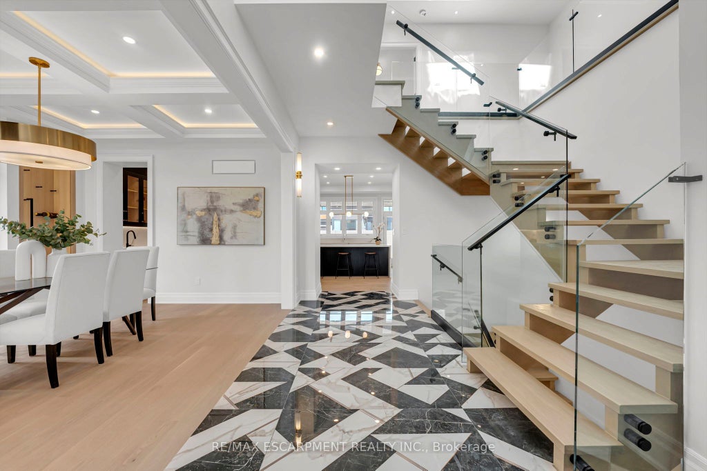 Photo of 383 Wadsworth Street, Oakville, ON L6K 2A2 (MLS # W13569640)