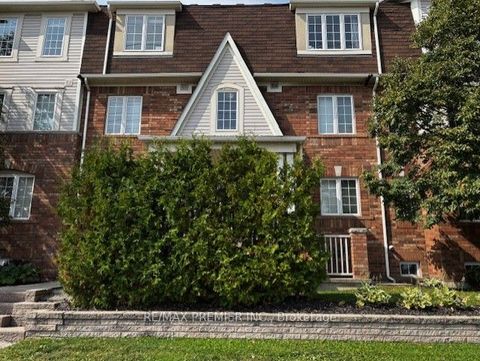 Photo of 613 Dundas Street W #5, Mississauga, ON L5B 0B5 (MLS # W12678900)