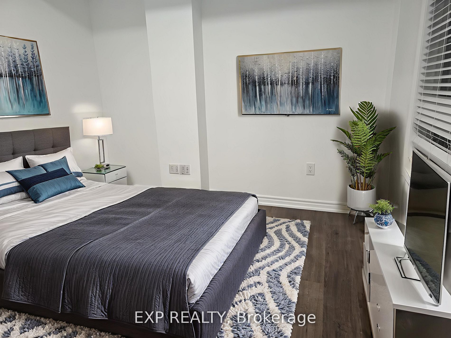 50 Farooq Boulevard N Unit B