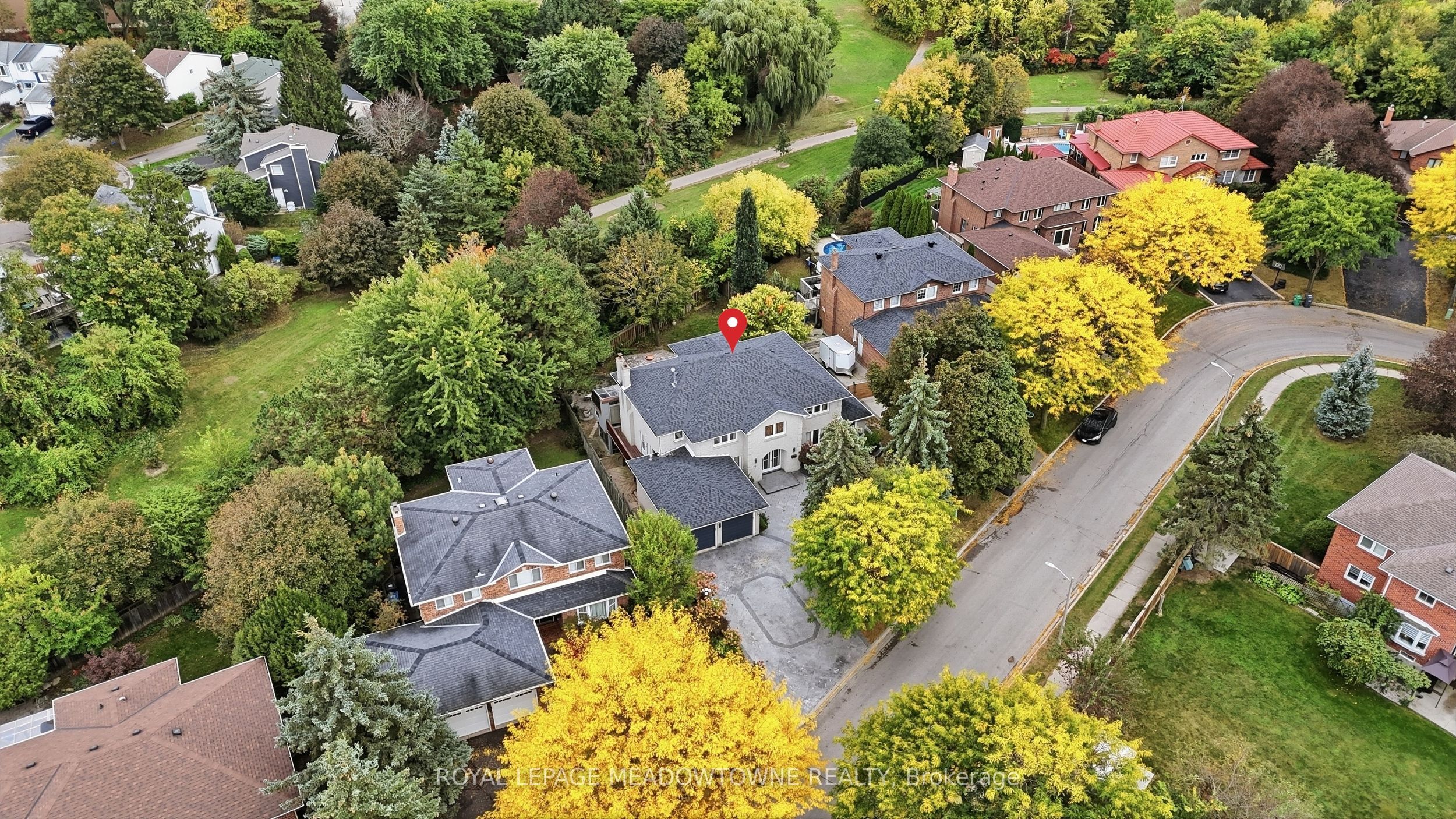 42 Dawnridge Trail