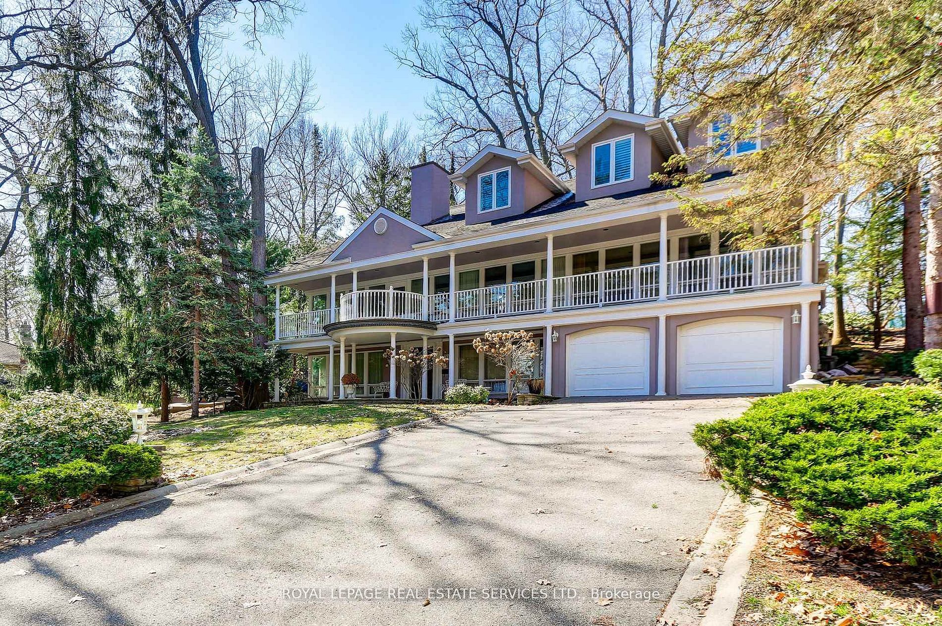 32 Edenbrook Hill
