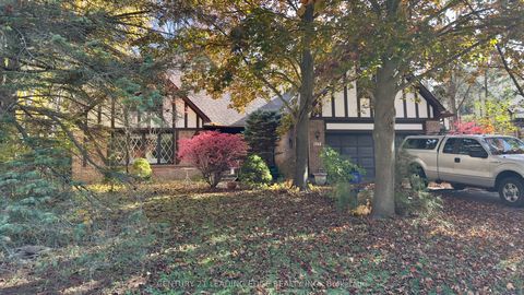 117 Westwood Lane Richmond Hill ON L4C 6X8