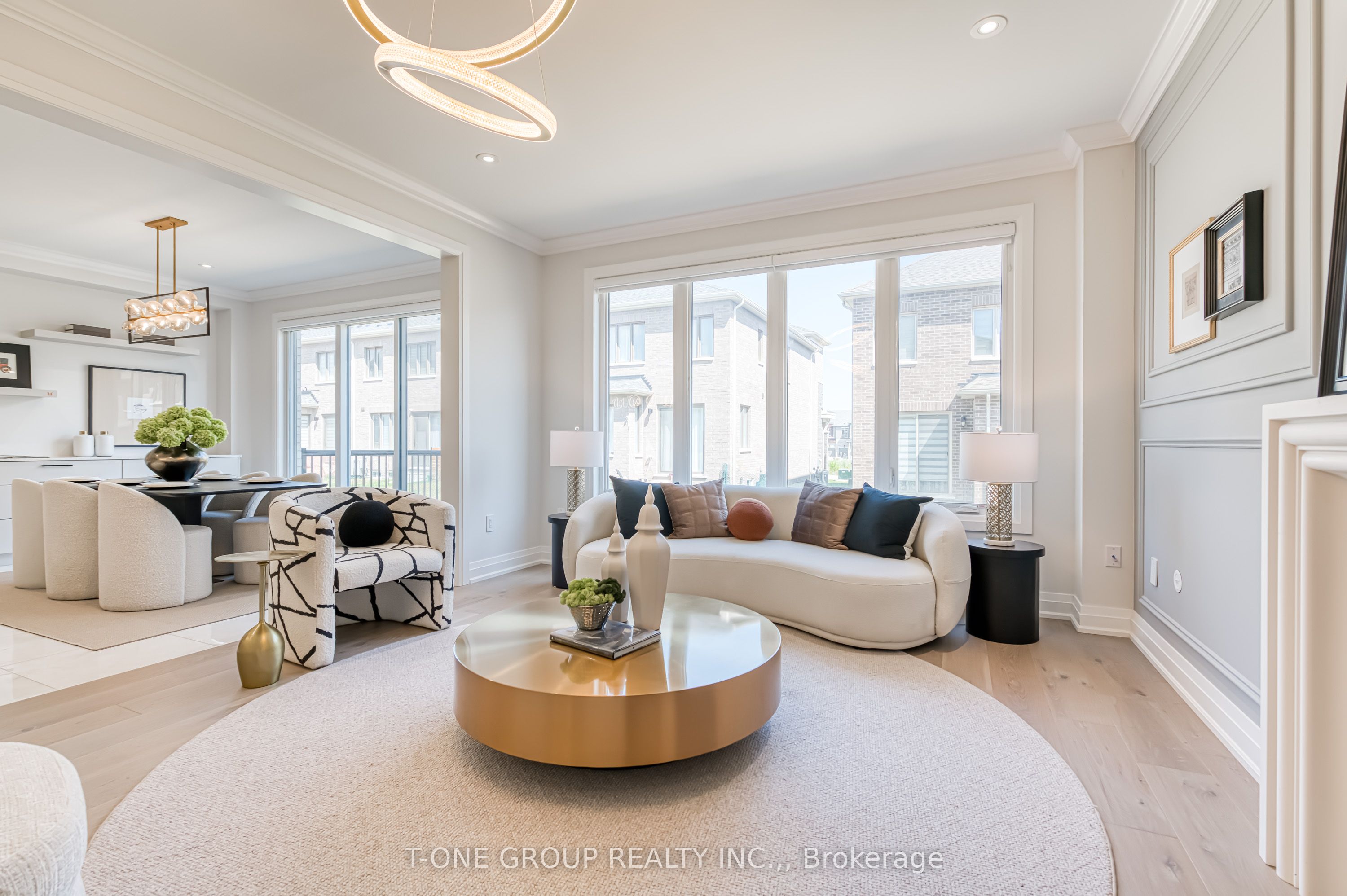 16 Longworth Avenue